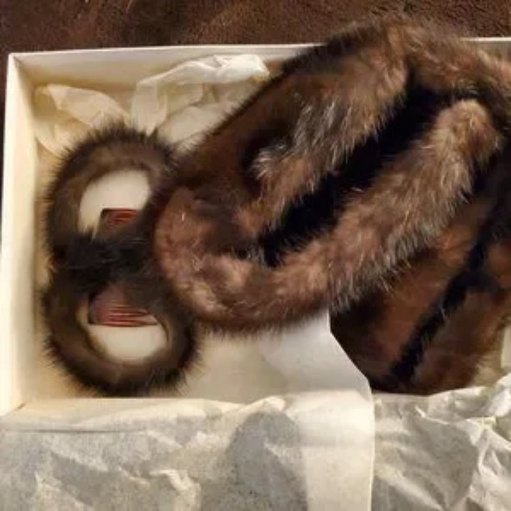 Vintage Burton's Real Fur Clip On Scarf and Matching Hair Clip